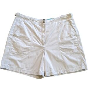 Size 14 Ralph Lauren Women  Khaki Shorts Cream Color Pockets Side Buckle